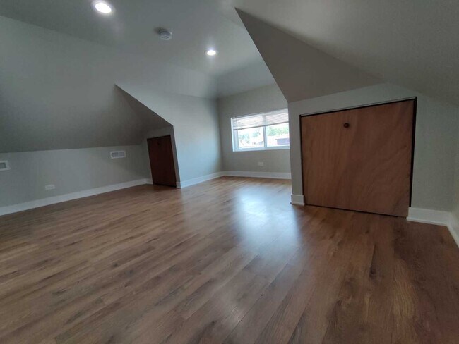 Building Photo - 3108 N 78th Ct
