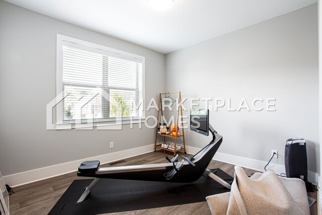 Building Photo - 3594 Parkhaven Pl