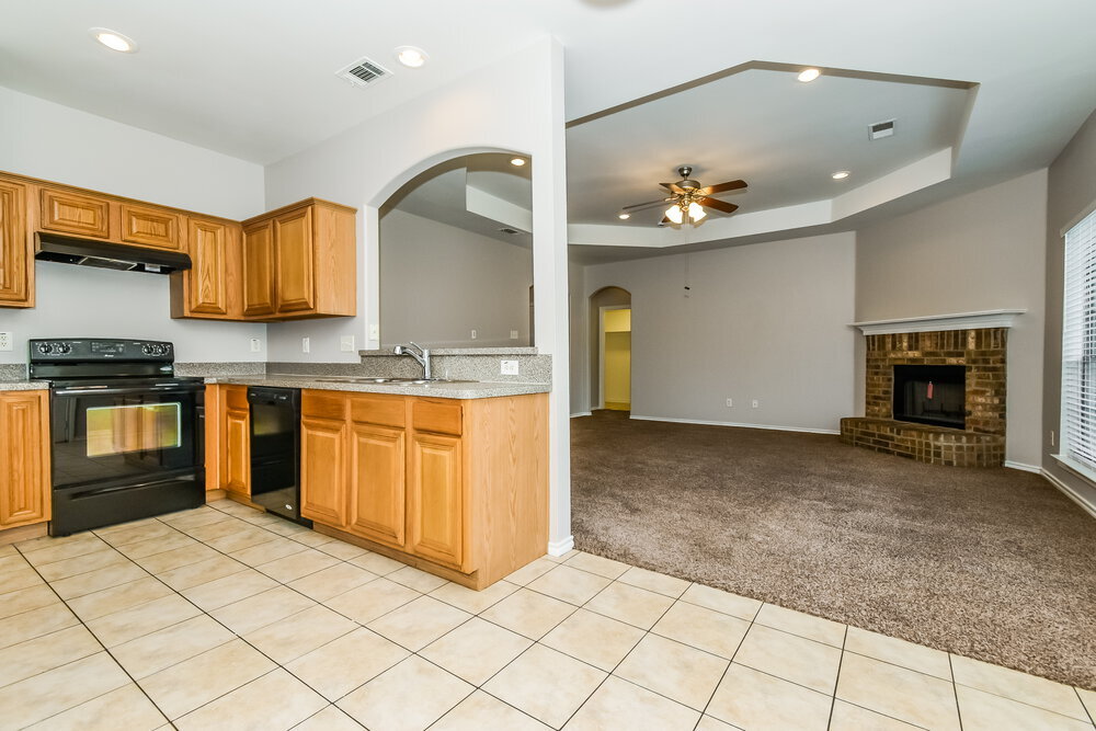 Building Photo - 808 Dakota Ln