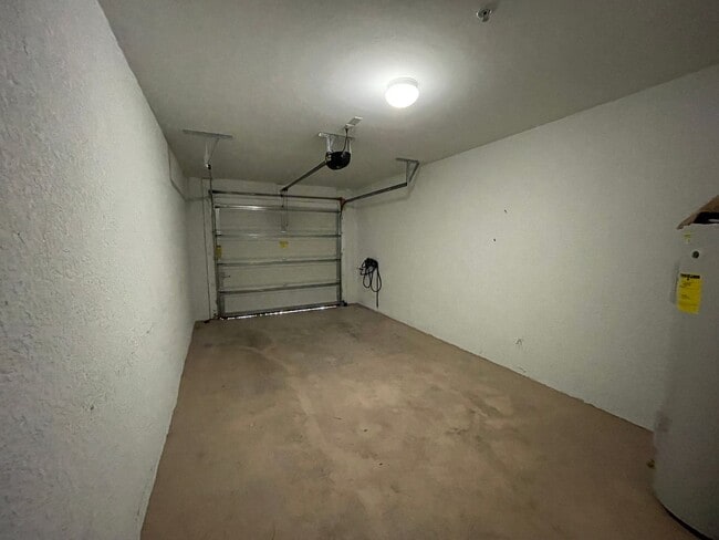 Building Photo - ANNUAL RENTAL - MIRASOL AT COCONUT POINT 3 BED/2 BATH WITH GARAGE