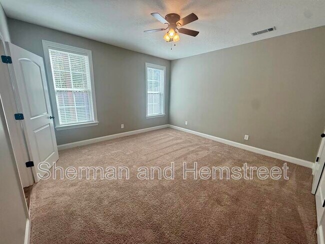 Building Photo - 4239 Windslow Dr