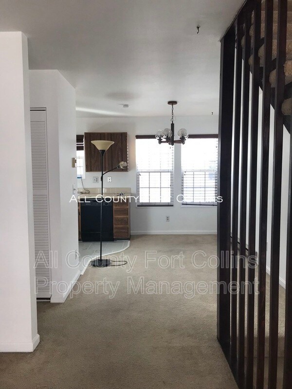 Building Photo - 1813 Belmar Dr