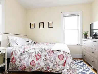 Building Photo - 2 Hampshire Ct