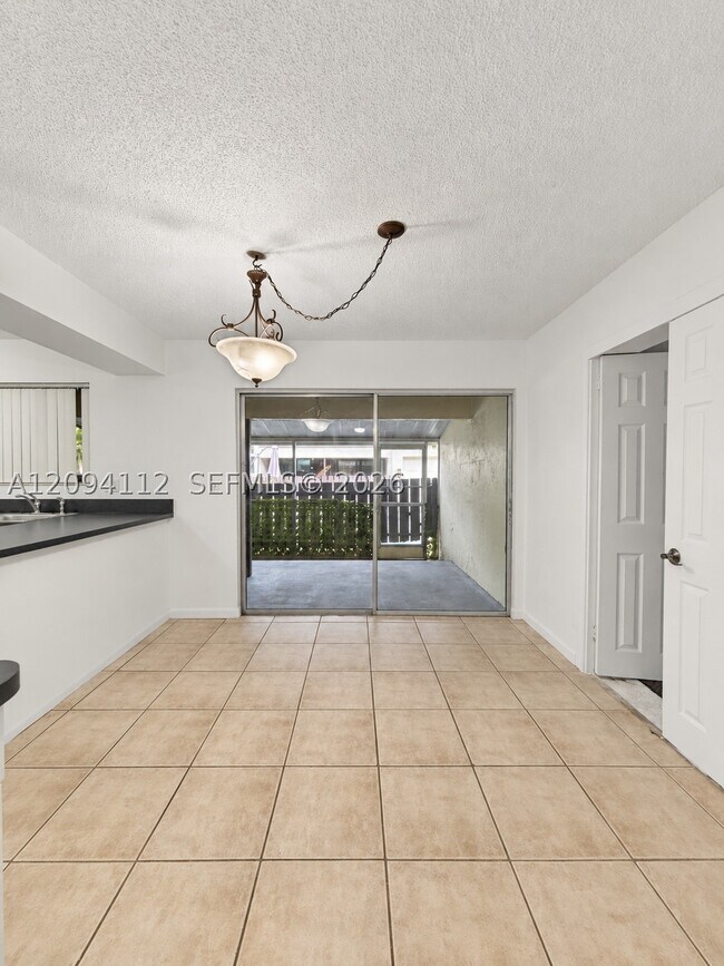 Building Photo - 5348 Bosque Ln
