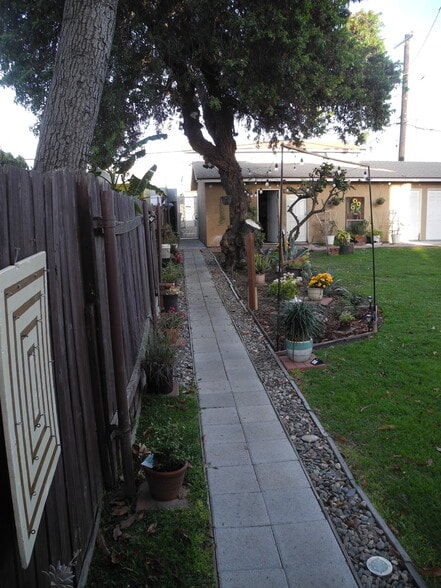 Backyard - 1934 Henderson Ave