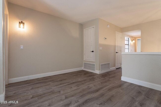 Building Photo - 13642 S 42nd Pl