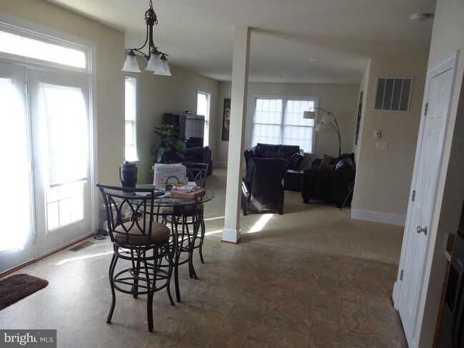 Building Photo - 13204 Beaver Terrace