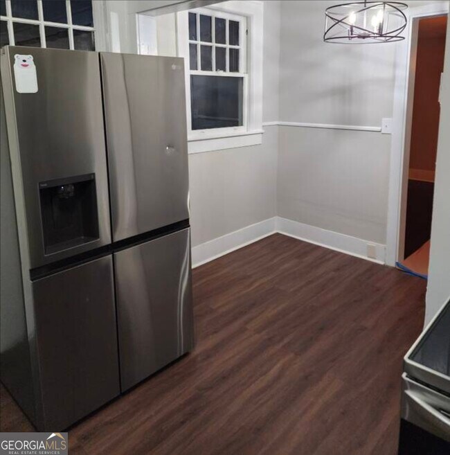 Building Photo - 919 Inverness Ave