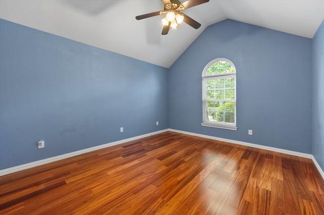 Building Photo - 2906 Yukon Dr