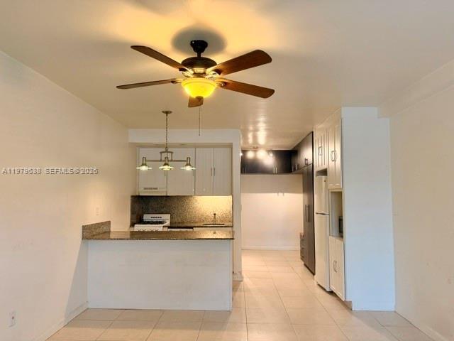 Building Photo - 2445 Lake Pancoast Dr
