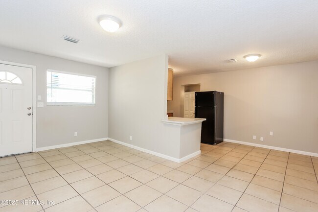 Building Photo - 5023 Donnybrook Ave