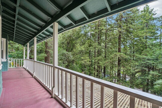 Building Photo - 21567 Starrett Hill Dr