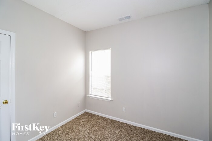 Building Photo - 1139 Brady Hollow Ln