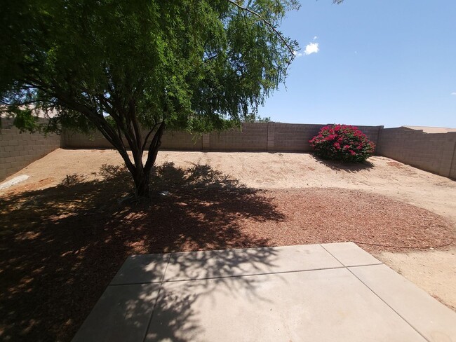 Building Photo - Lovely Corner Lot Home On South Mountain!!!