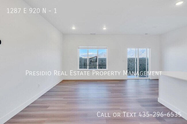 Building Photo - 1287 920 N