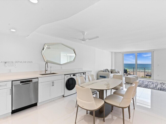 Building Photo - 345 Ocean Dr