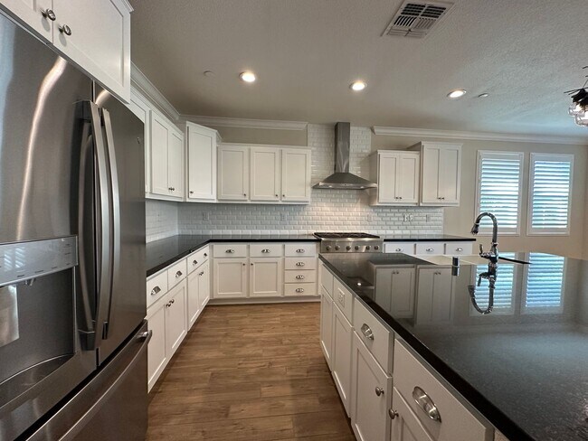Building Photo - Impressive All Single Story 3 Bedroom, 2.5...