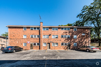 Building Photo - 14026 S School St