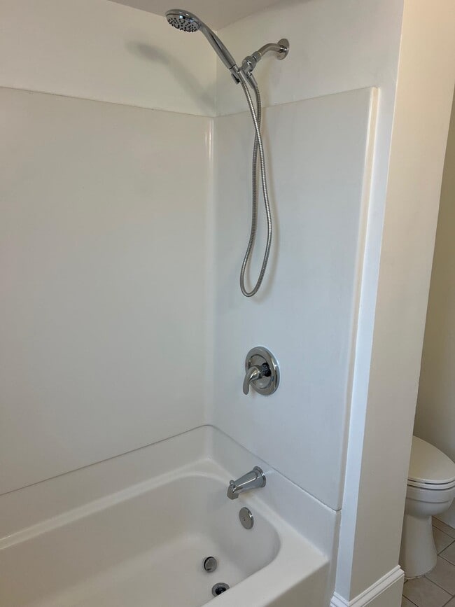 Building Photo - 708 N L St