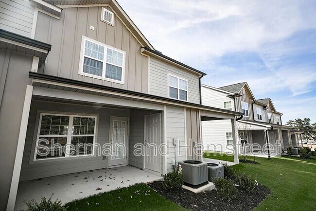 Building Photo - 303 Joiner Cir