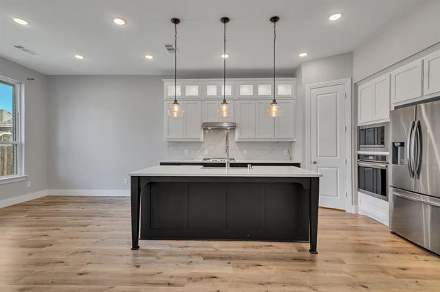 Building Photo - 14924 Nightmist Rd