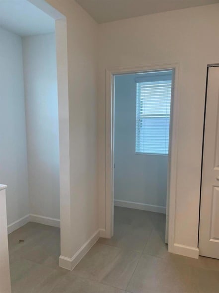Building Photo - 1535 Verawood Ln