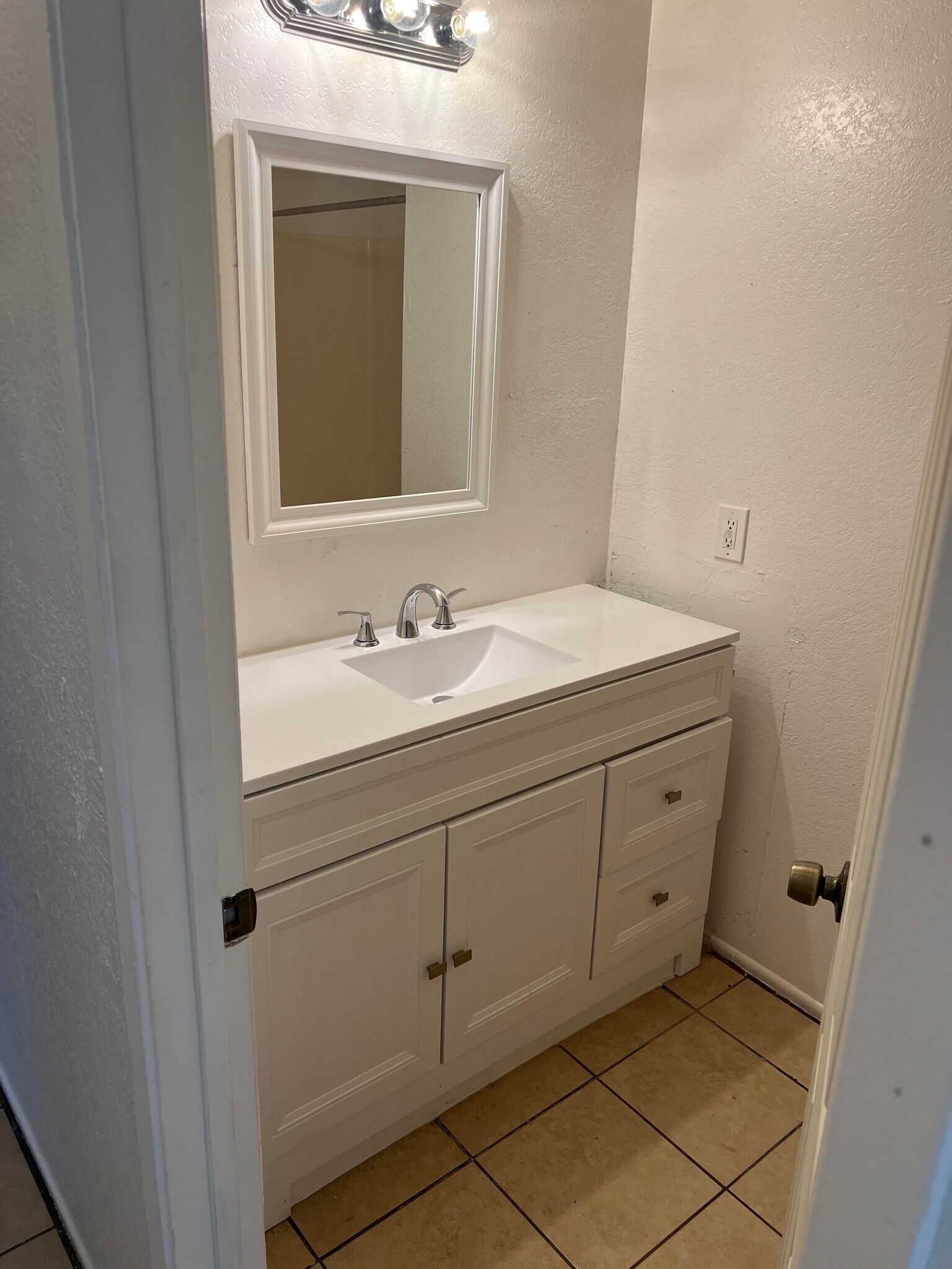 Building Photo - 20217 Serrano Rd