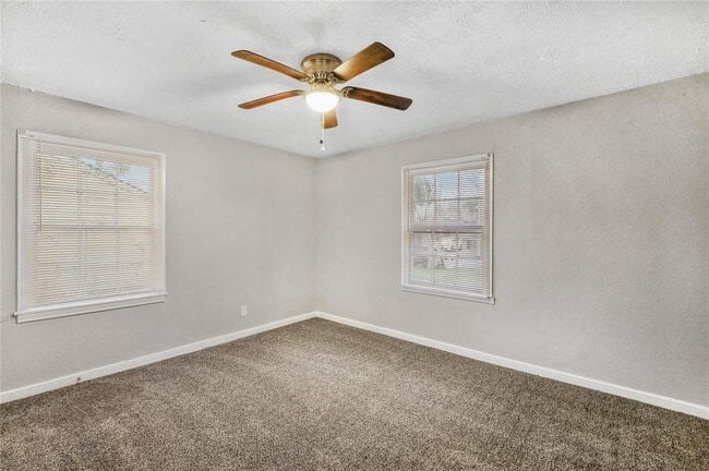 Building Photo - 7343 Krueger Rd