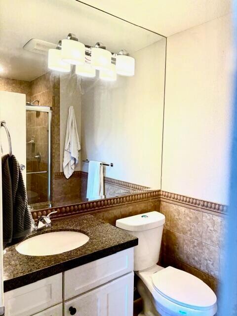 Building Photo - 48790 Desert Flower Dr