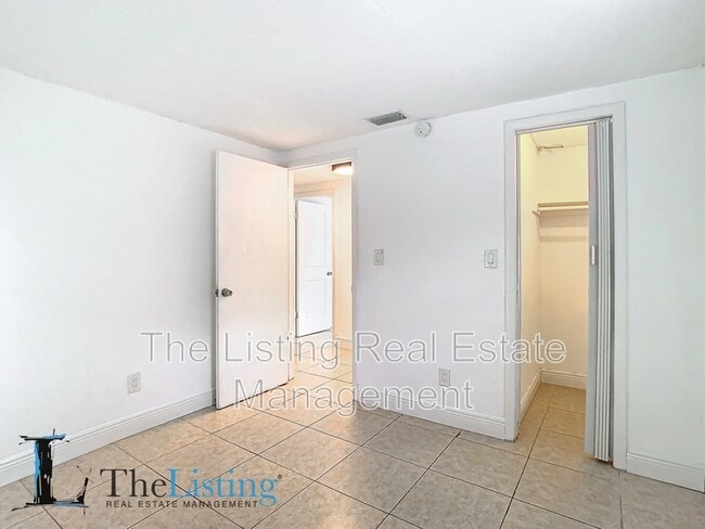 Building Photo - 1521 Swordbill Dr
