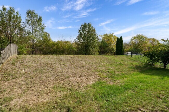 Building Photo - 3602 Winterwood Dr