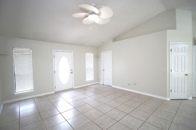 Building Photo - 3BR/2BA North Pensacola Brick Home with Bonus Room, Vaulted Ceilings & Privacy-Fenced Backyard Ne...