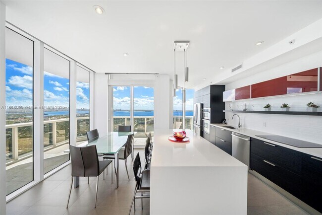 Building Photo - 4775 Collins Ave