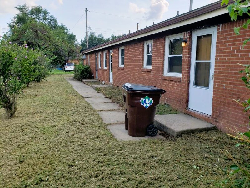 Building Photo - 1629 Crowley