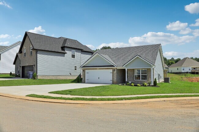 Building Photo - 383 Kingland Ln