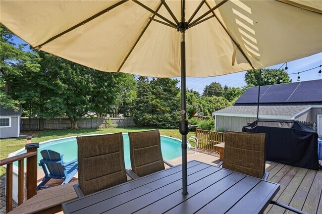 Building Photo - 25 King Rd