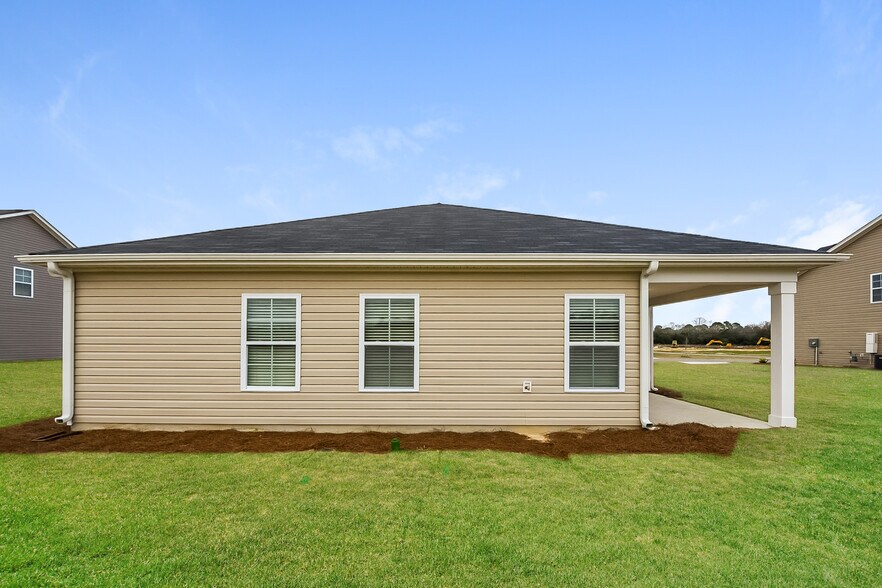 Building Photo - 153 King Buck Dr