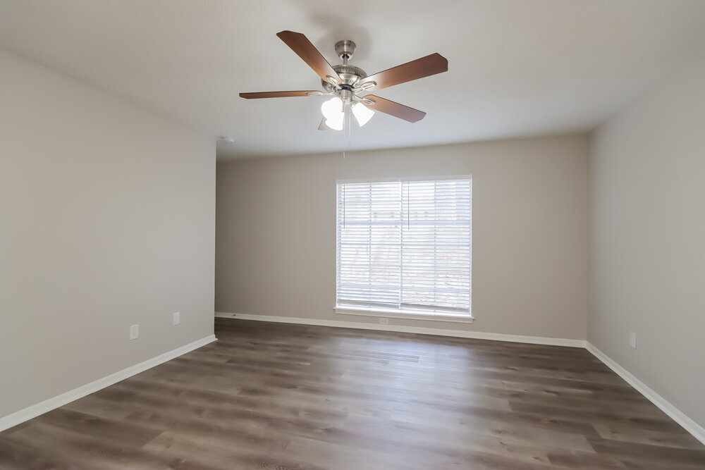 Building Photo - 1807 Hamlin Valley Dr