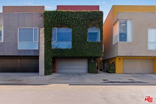 Building Photo - 2114 Narcissus Ct