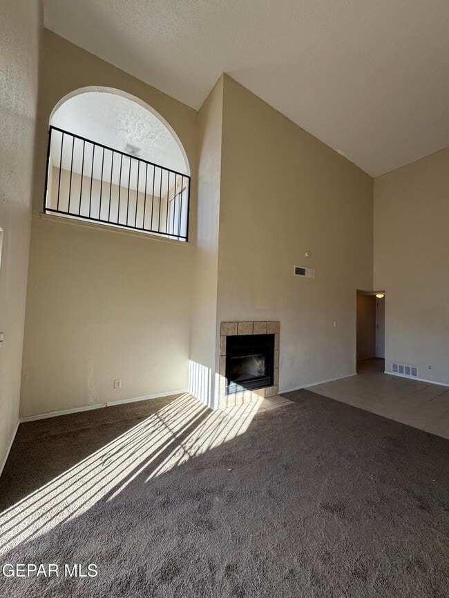 Building Photo - 943 Montera Rd