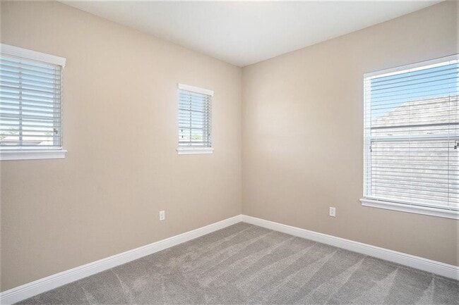 Building Photo - 11428 Quiet Forest Dr
