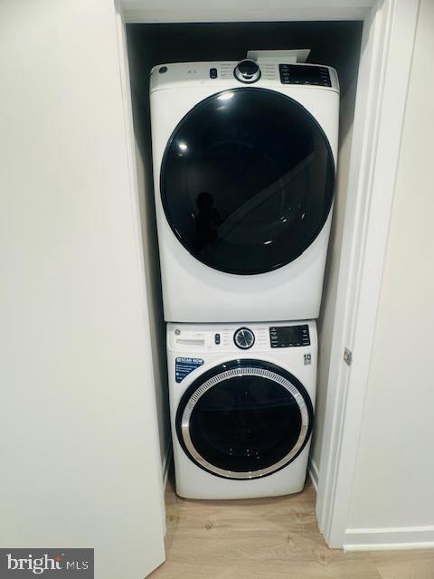 Building Photo - 3012 Beachview Ln