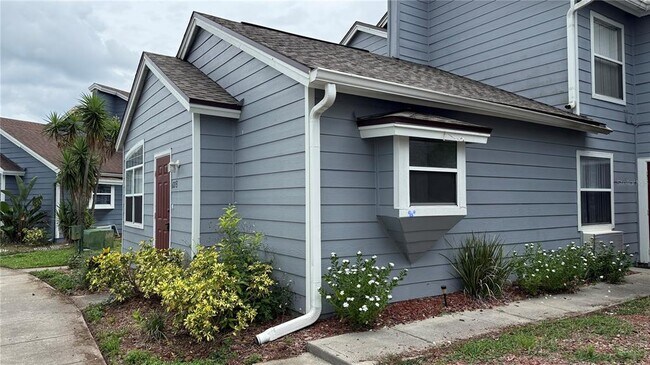 Building Photo - 627 Orchid Dr