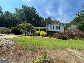 Building Photo - 55 Nickel Ln