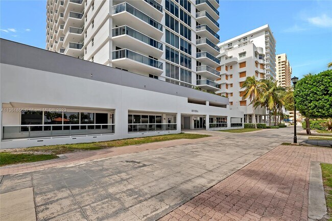 Building Photo - 2401 Collins Ave