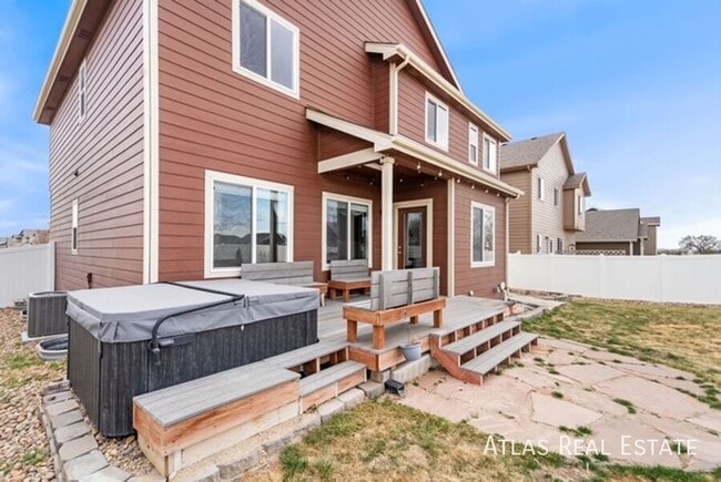 Building Photo - 893 Shirttail Peak Ct