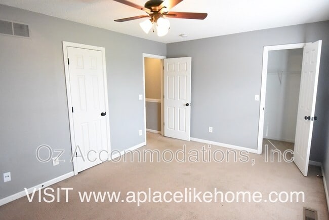 Building Photo - 4530 NW 57th St