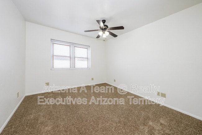 Building Photo - 1014 N 7th Ave