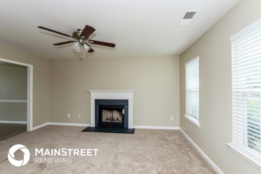 Building Photo - 4320 Canipe Dr