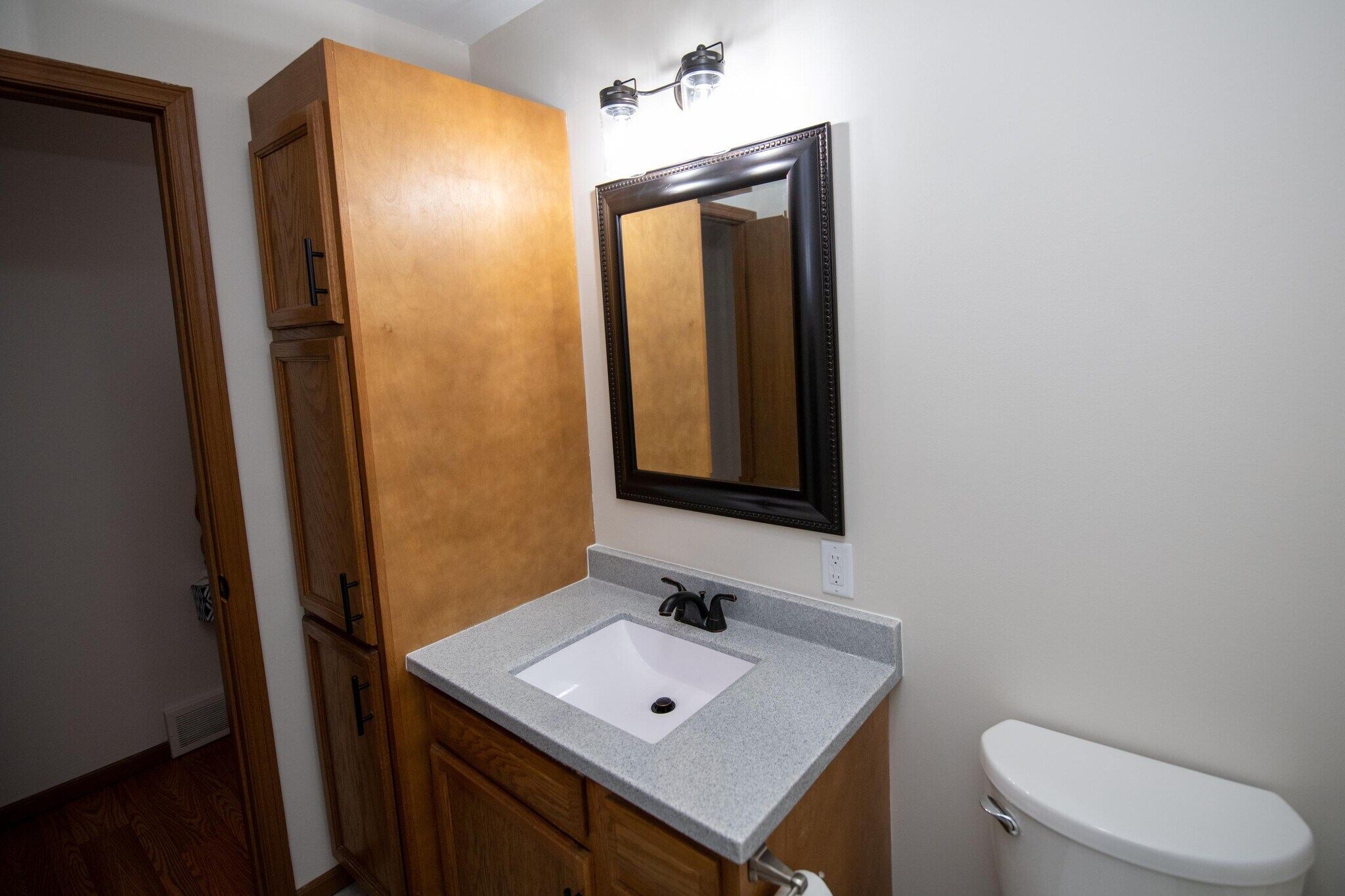 Building Photo - 116 Pierre Pl